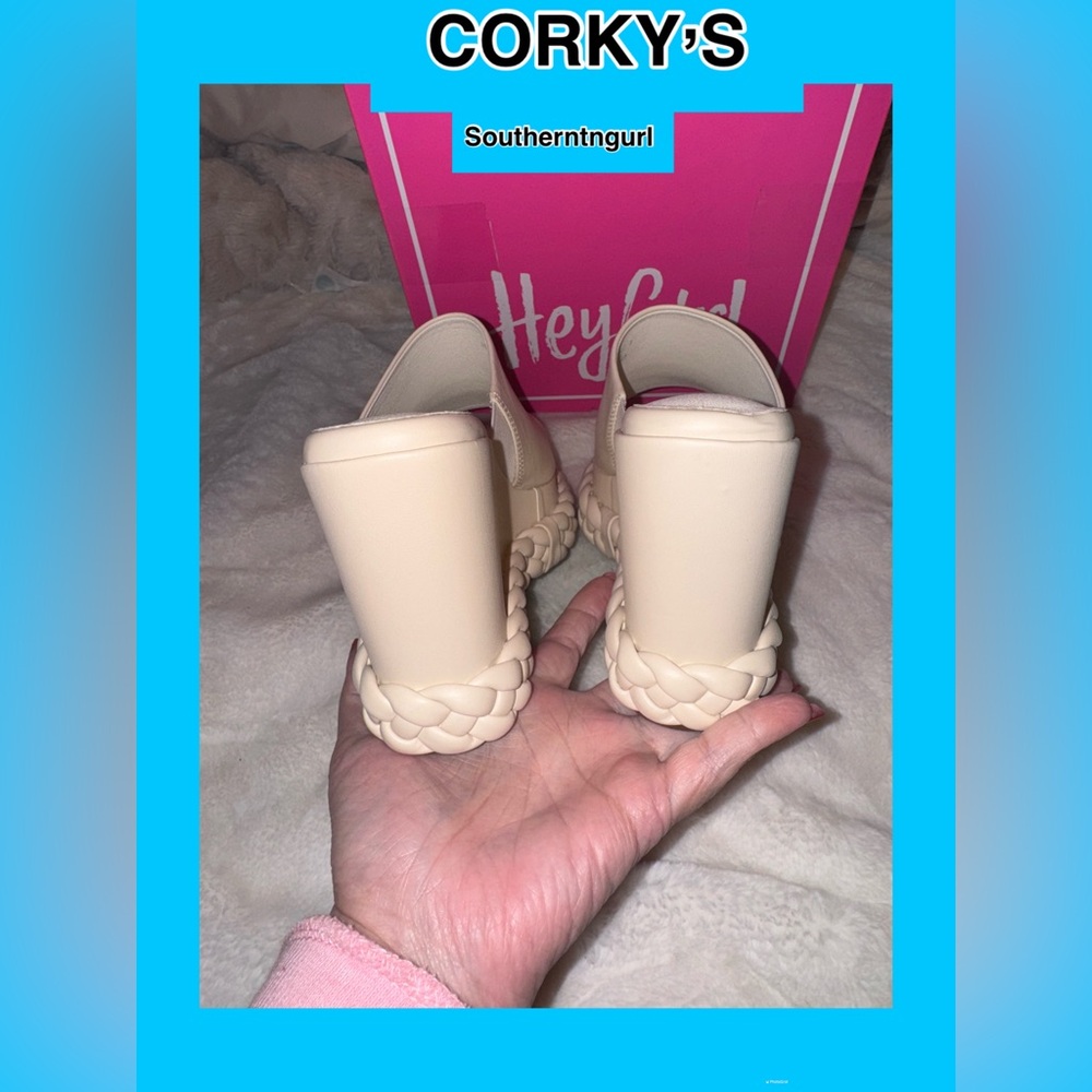 NWT CORKYS “ Resting Beach Face “ Wedge Platform Sandals Platforms Wedges - Picture 8 of 15